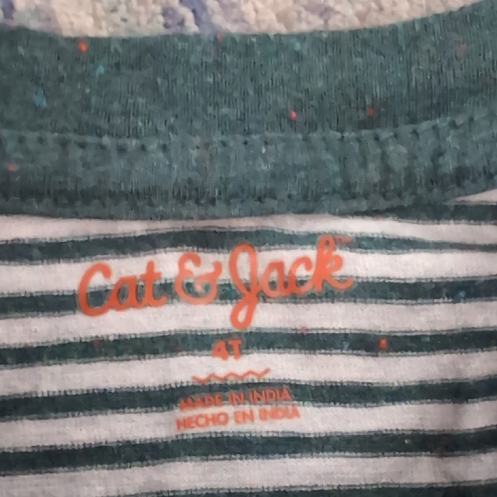 EUC Bundle Of 2 Long Sleeve Shirts - Cat And Jack 4t - Picture 6 of 8